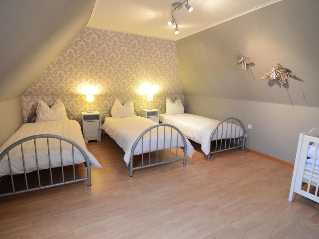 Charming Holiday Home In Zele Near The Forest Kültér fotó