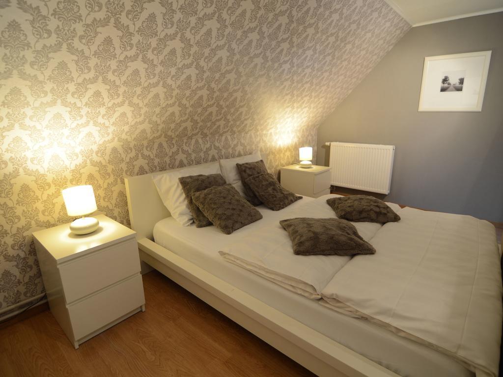 Charming Holiday Home In Zele Near The Forest Kültér fotó