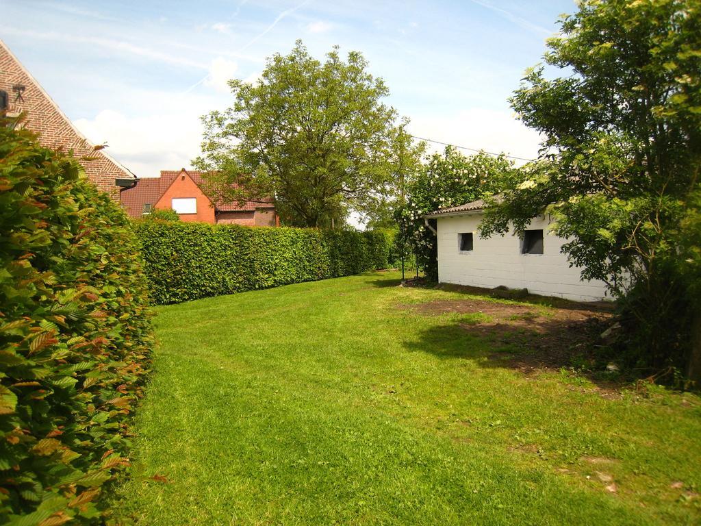 Charming Holiday Home In Zele Near The Forest Kültér fotó